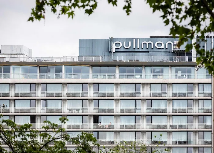 Pullman Paris Tour Eiffel Hotel